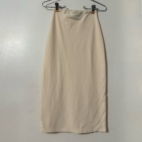 Reformation Bodycon Knee Length Pencil Skirt Sz XS in Cream Neutral Basic Office - Picture 1 of 11
